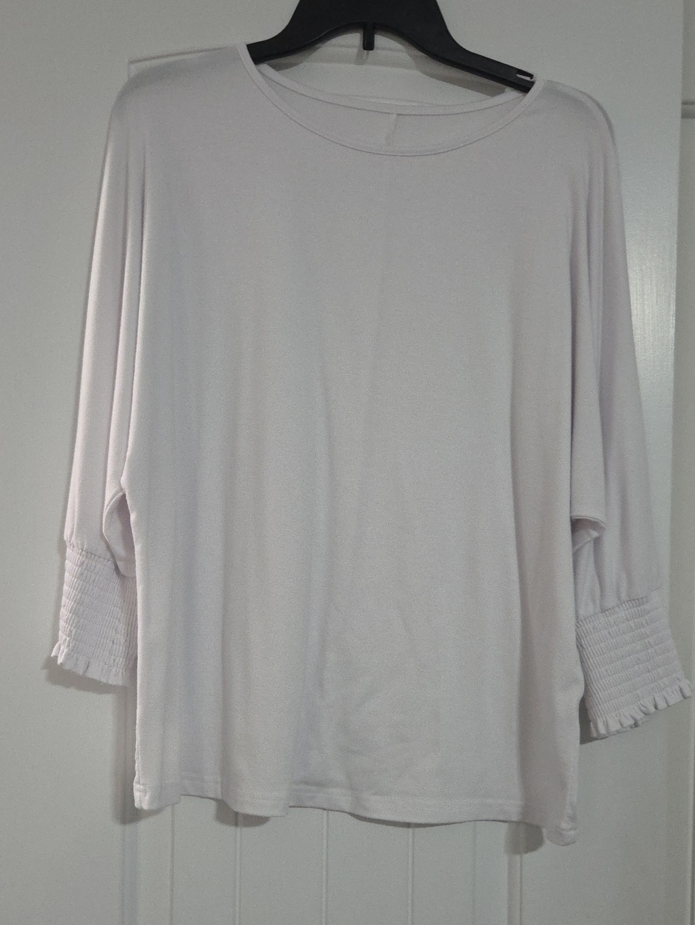 Relaxed Scoop Neck Long Sleeve Top in Light Pink